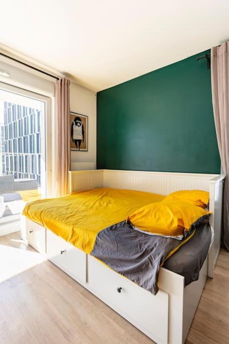 Grand Appartement , Paris La Defense Arena, 50 Metres De La Gare, 15 Min Champs Elysees Nanterre Kültér fotó